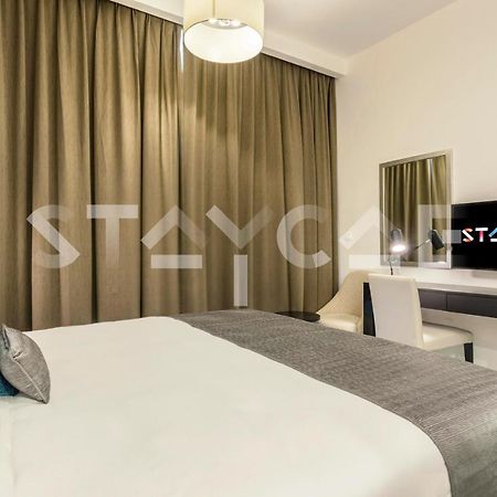 Staycae Holiday Homes - Tower 108 Dubai Buitenkant foto