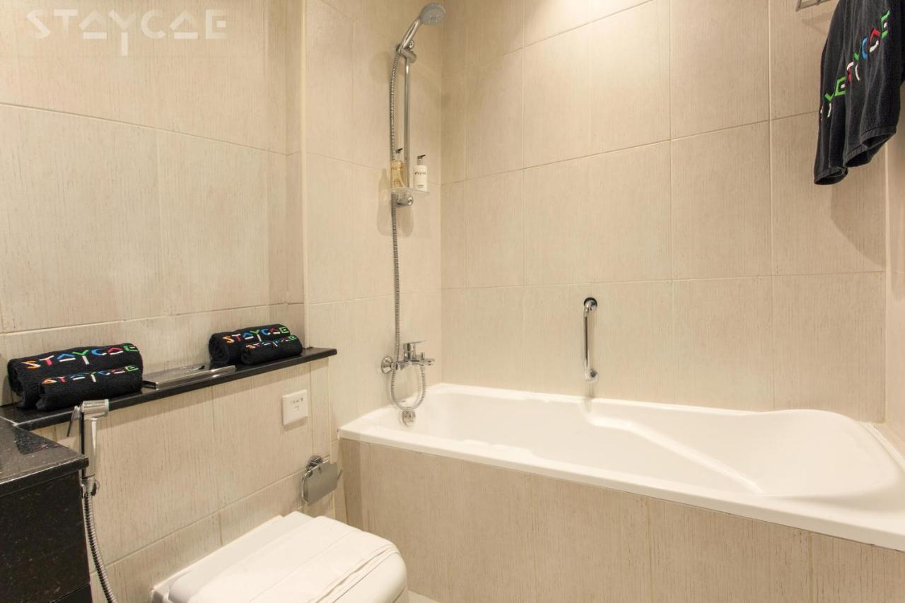Staycae Holiday Homes - Tower 108 Dubai Buitenkant foto