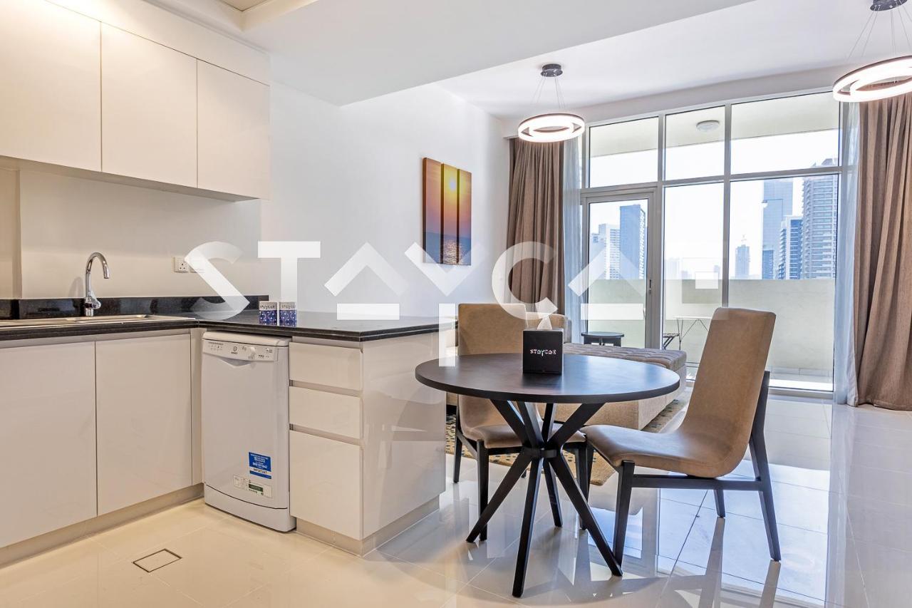 Staycae Holiday Homes - Tower 108 Dubai Buitenkant foto